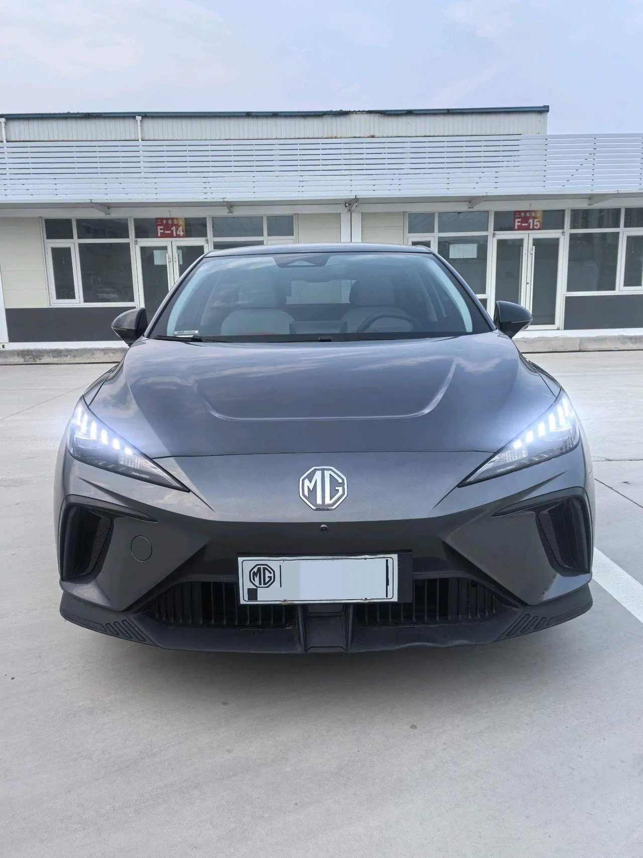 MG 2022 MULAN 425km Deluxe Edition Automatic Gear 2