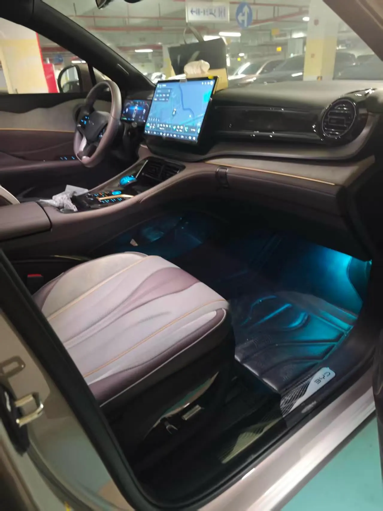 BYD 2024 frigates 07 DM-i 1.5T stepless glory version 100KM luxury automatic gear 6