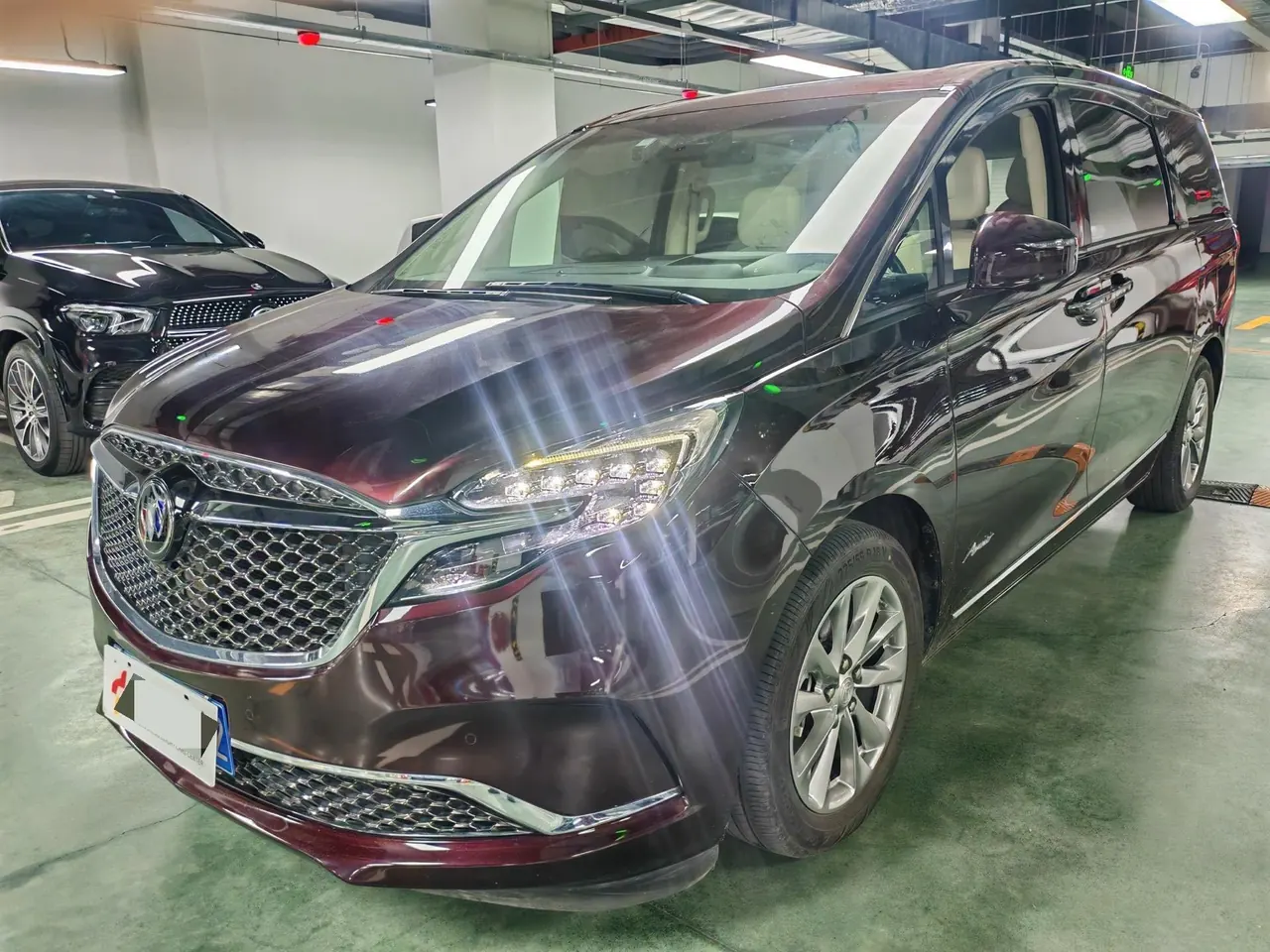 Buick 2020 GL8 Avenir 2.0T Seven-seat Pro-Li Edition Automatic Gear - View 1