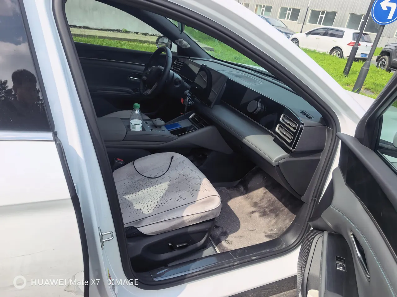 BYD 2024 Qin L DM-i 1.5 stepless 120KM Exceed automatic gear 6