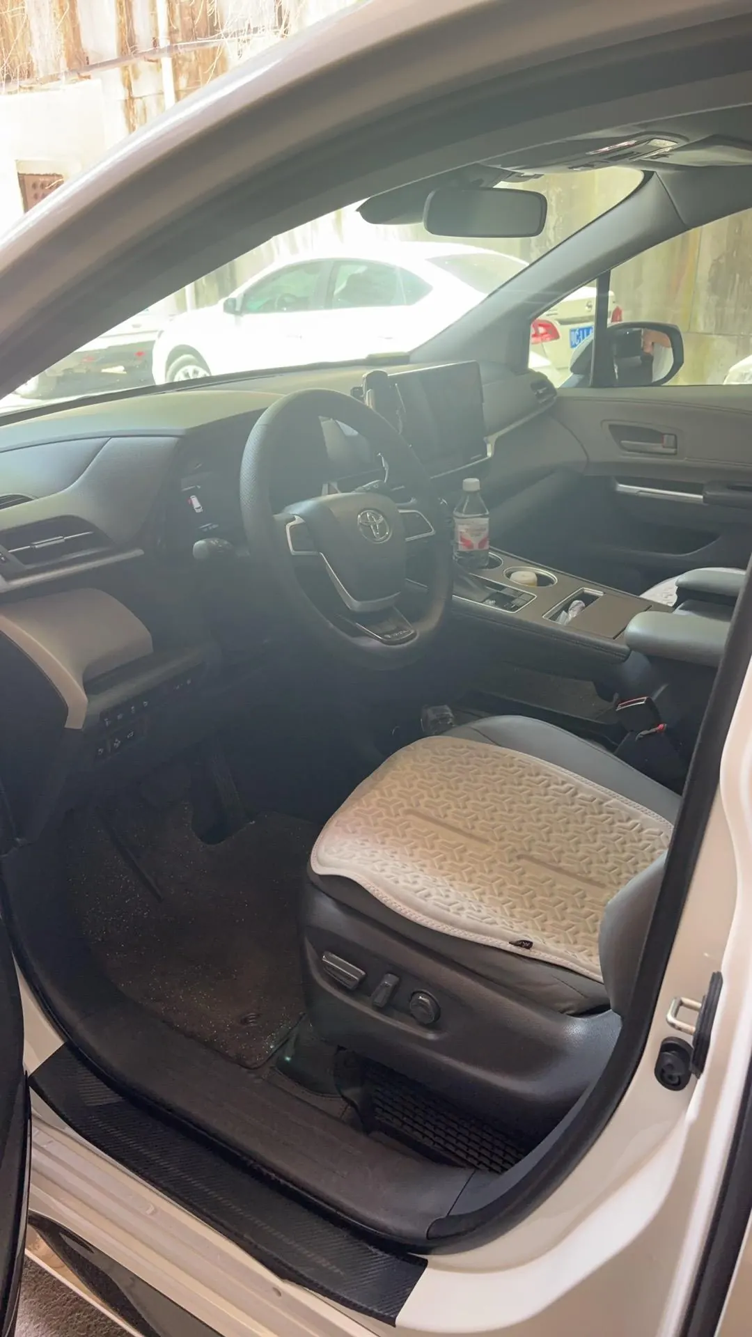 Toyota 2024 Grevia HYBRID 2.5 Stepless Comfort Edition Automatic Transmission 8