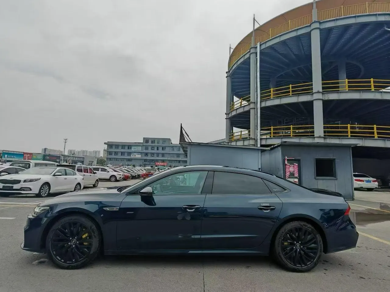 Audi 2022 A7L 2.0TFSI 45TFSI S-line Zhumeng Youth Edition Automatic Gear 6