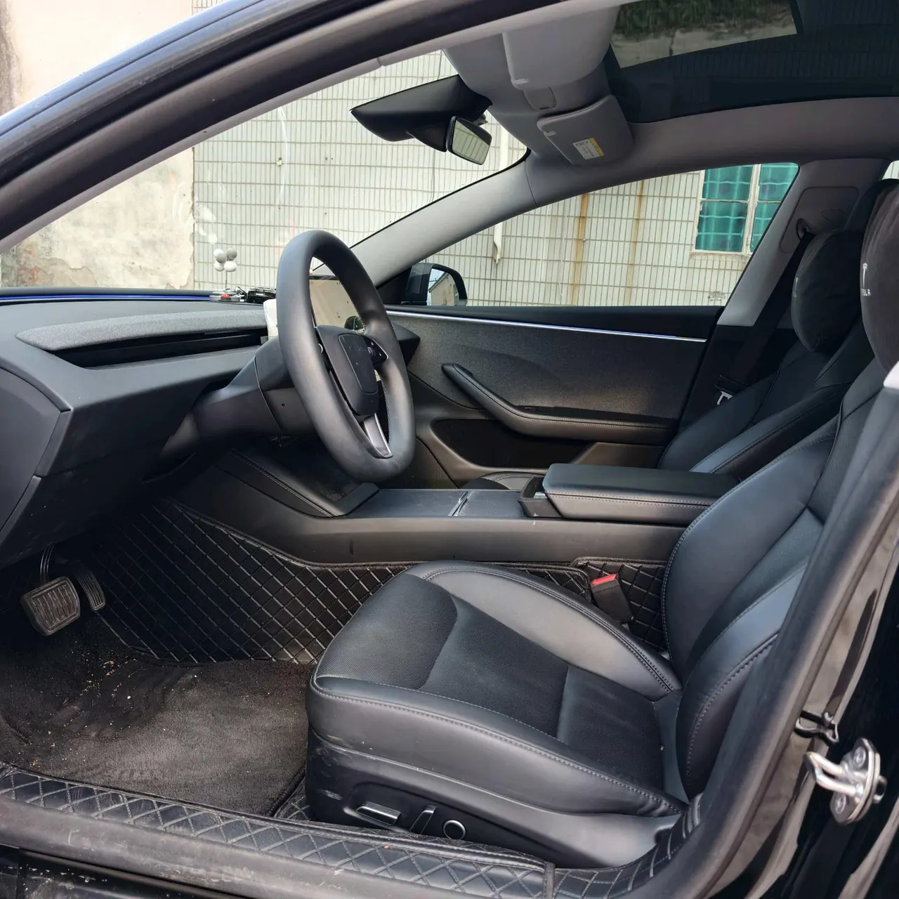 Tesla 2023 Model 3 Rejuvenation Edition Rear Wheel Drive Automatic Transmission 7