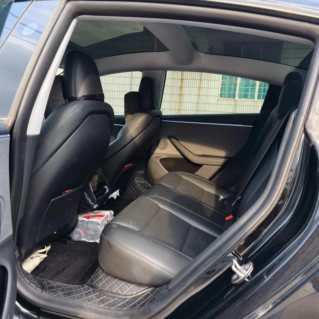 Tesla 2023 Model 3 Rejuvenation Edition Rear Wheel Drive Automatic Transmission 9