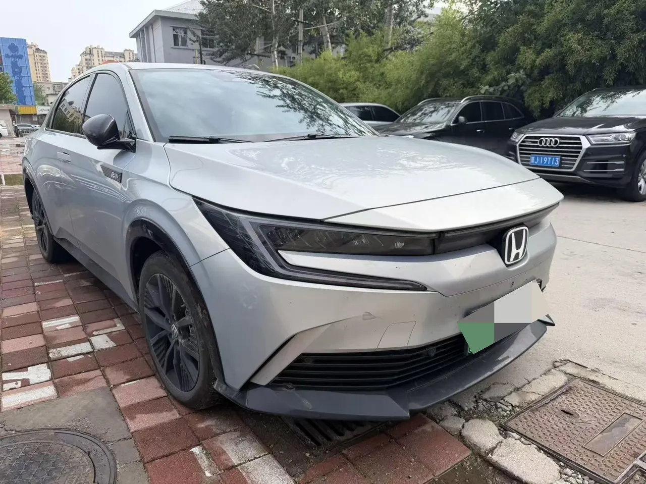 Honda 2024 e:NP2 (Pole 2) Advanced Automatic Gear 2