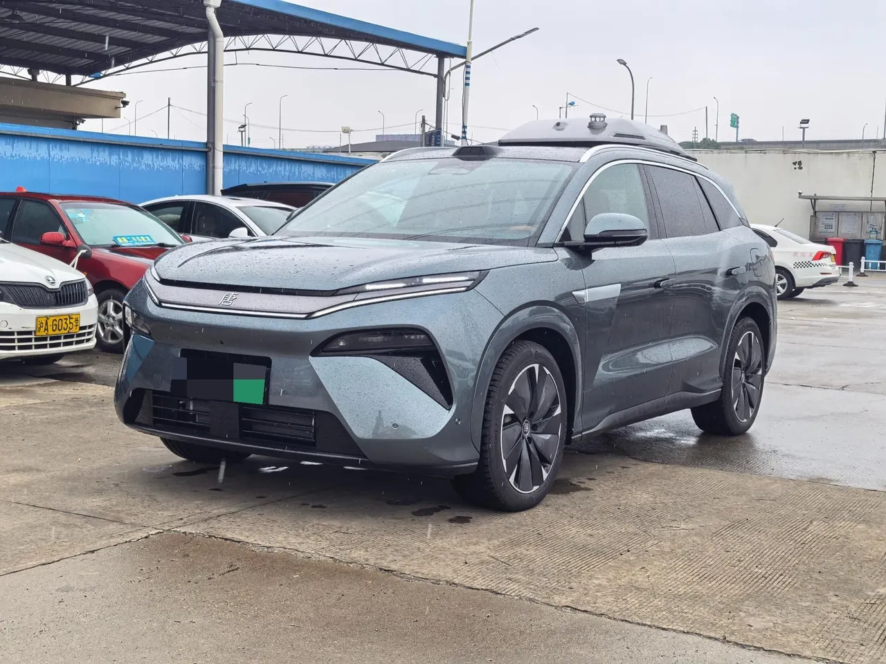BYD 2025 Tang L DM 1.5T stepless 175KM unmanned aerial vehicle player version automatic gear - View 1