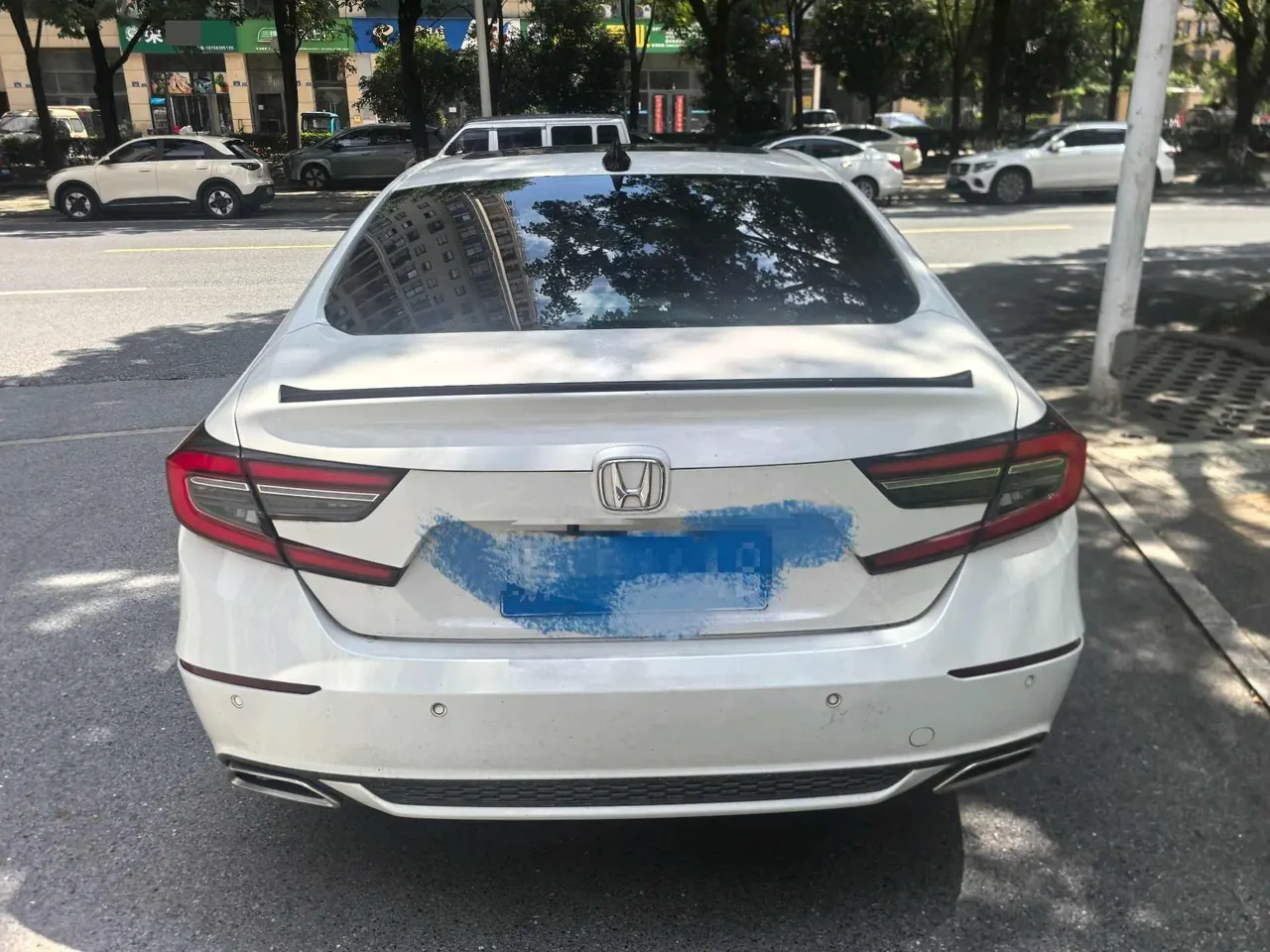 Honda 2022 10th Generation Accord 1.5T Stepless 260TURBO Magic Night Premium Edition Automatic Gear 4