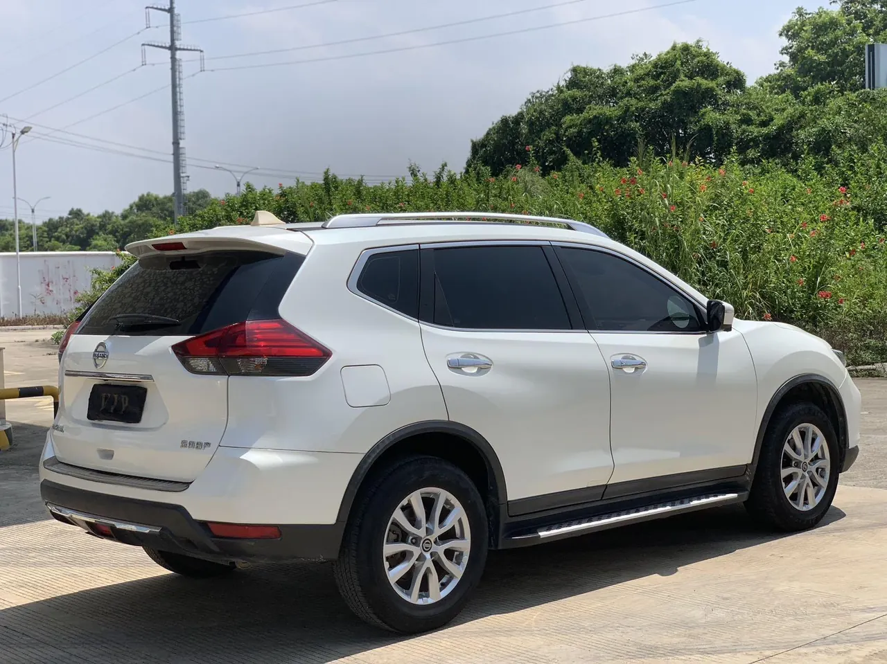 Nissan 2021 Qijun 2.0 Stepless XL Premium Two-Drive Commemorative Edition Automatic Gear 9