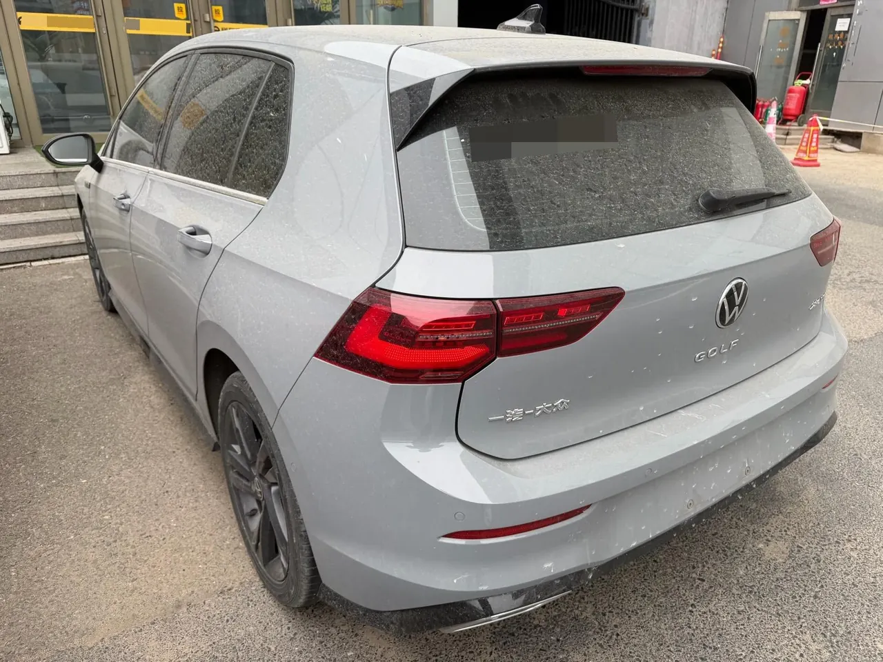 Volkswagen 2023 Golf 8 R-Line 1.4TSI 280TSI Lite Automatic 3