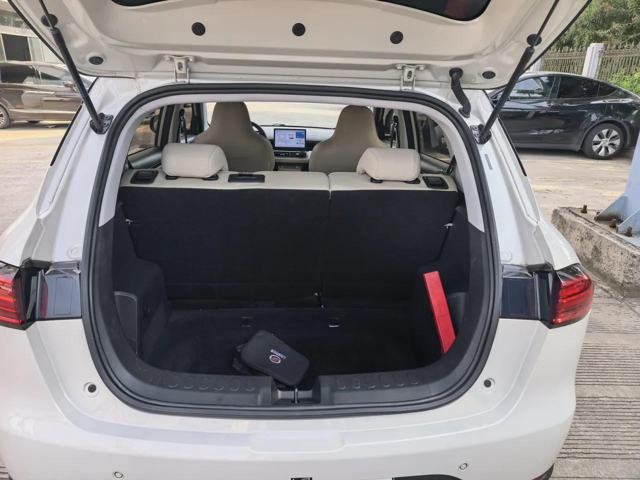 WuLing 2024 Plantronics PLUS 510km Five-seat Edition Automatic Gear 8