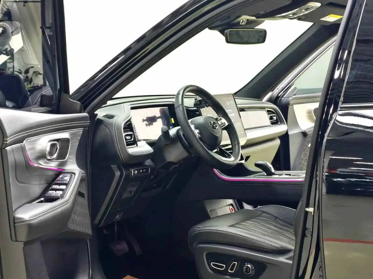 Chuanqi 2022 GS8 2.0TGDI Two-Drive Deluxe Zhilian Edition Seven-seat Automatic Gear 12