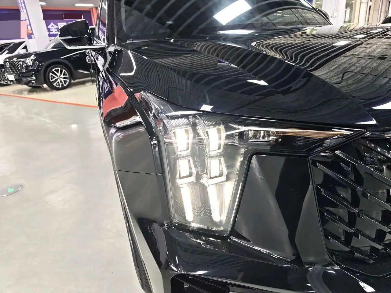 Chuanqi 2022 GS8 2.0TGDI Two-Drive Deluxe Zhilian Edition Seven-seat Automatic Gear 5