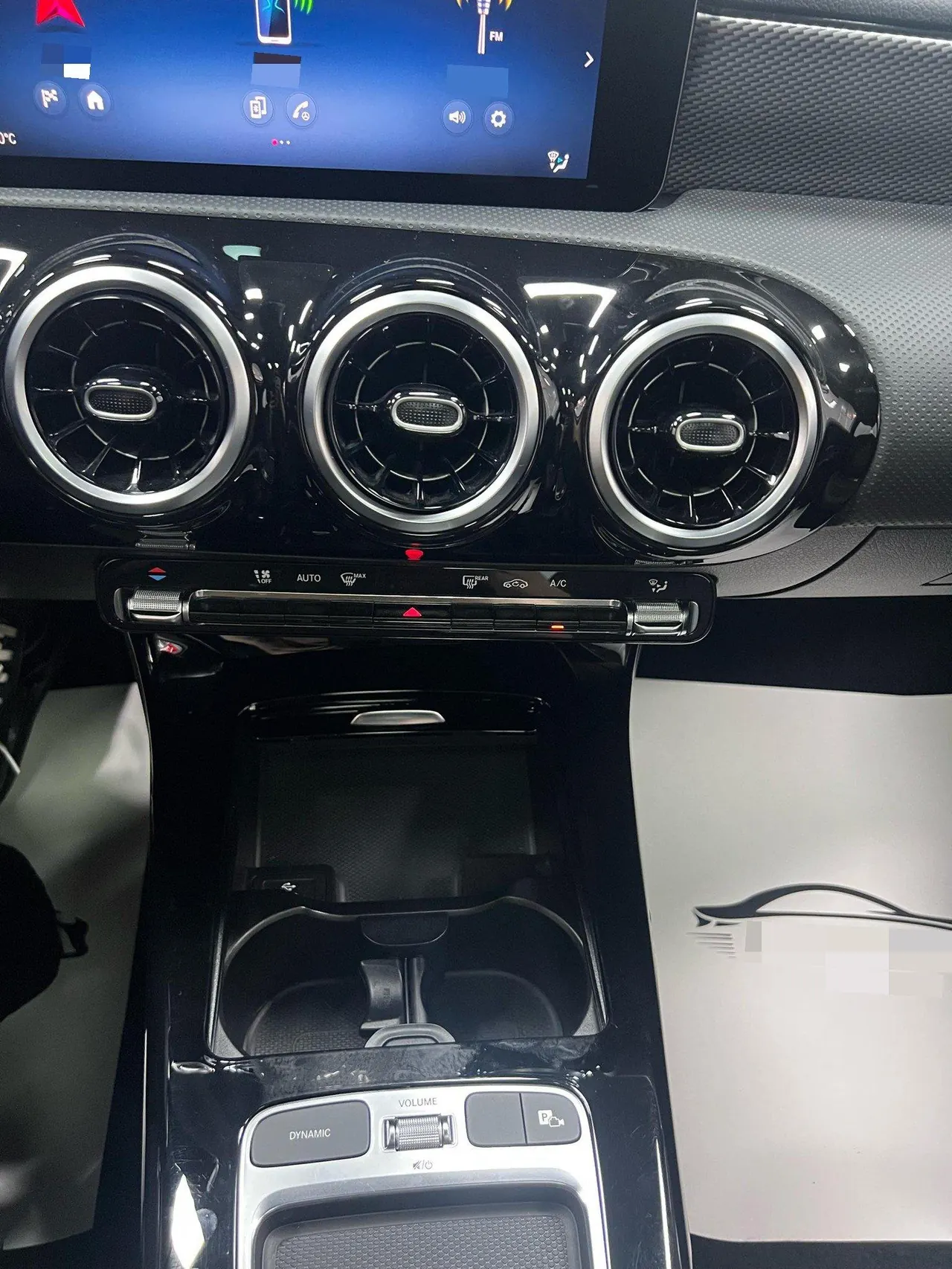 Mercedes Benz Class A 2023 A 180 L 1.3T automatic gear 11