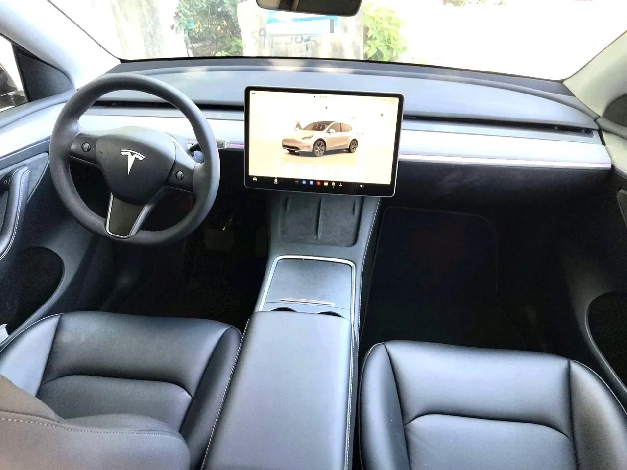 Tesla 2024 Model Y rear-wheel drive version automatic transmission 3