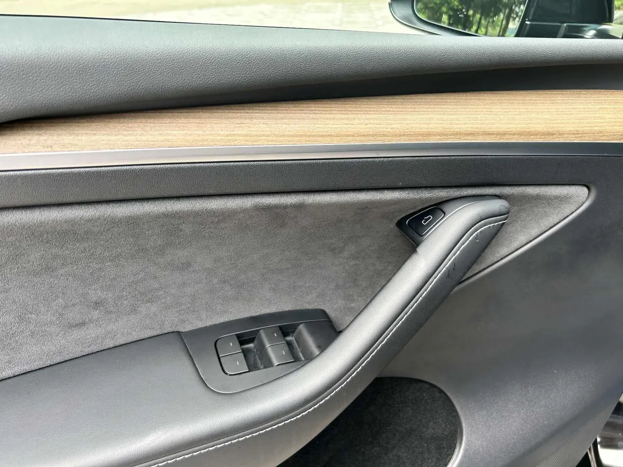Tesla 2022 Model Y rear-wheel drive version automatic transmission 11