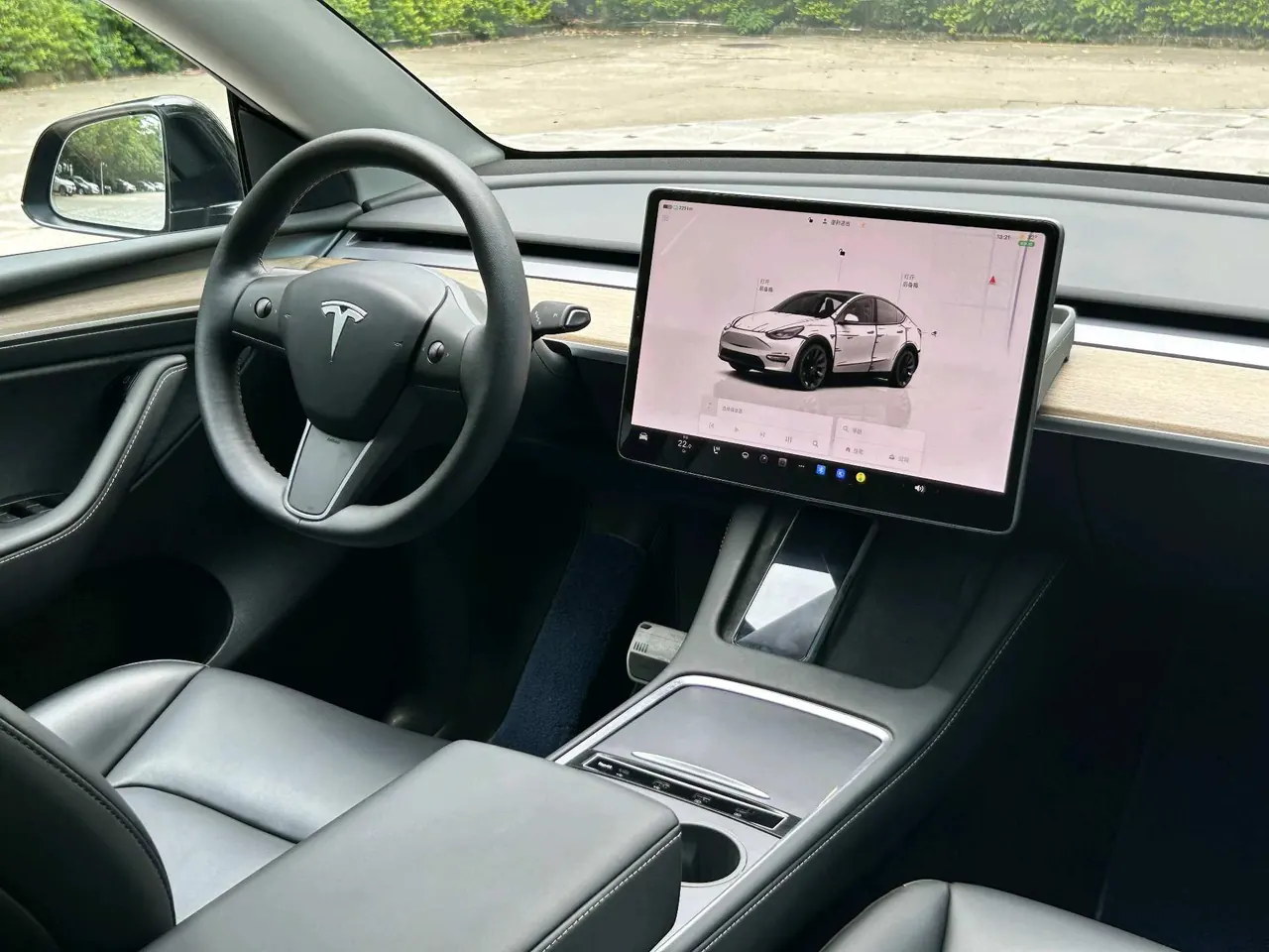 Tesla 2022 Model Y rear-wheel drive version automatic transmission 12