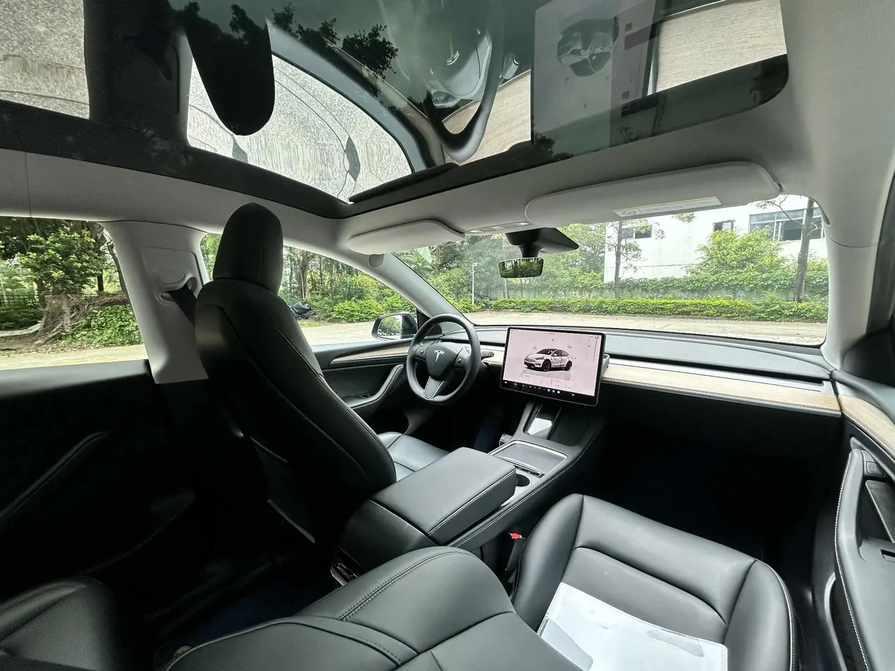 Tesla 2022 Model Y rear-wheel drive version automatic transmission 13