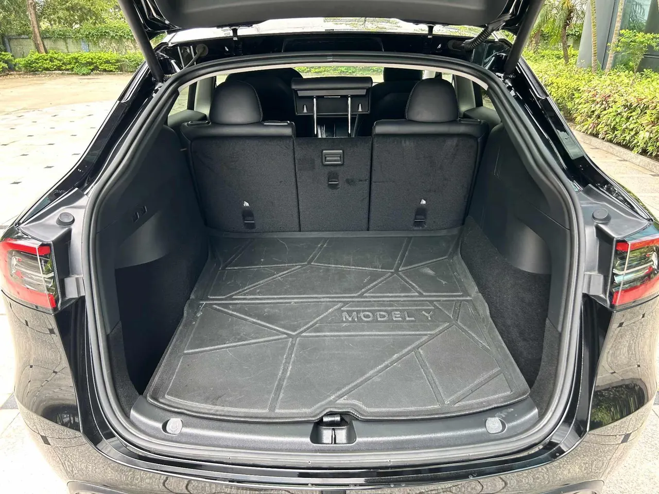 Tesla 2022 Model Y rear-wheel drive version automatic transmission 15