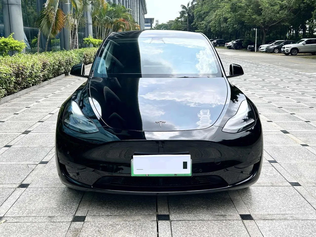 Tesla 2022 Model Y rear-wheel drive version automatic transmission 2