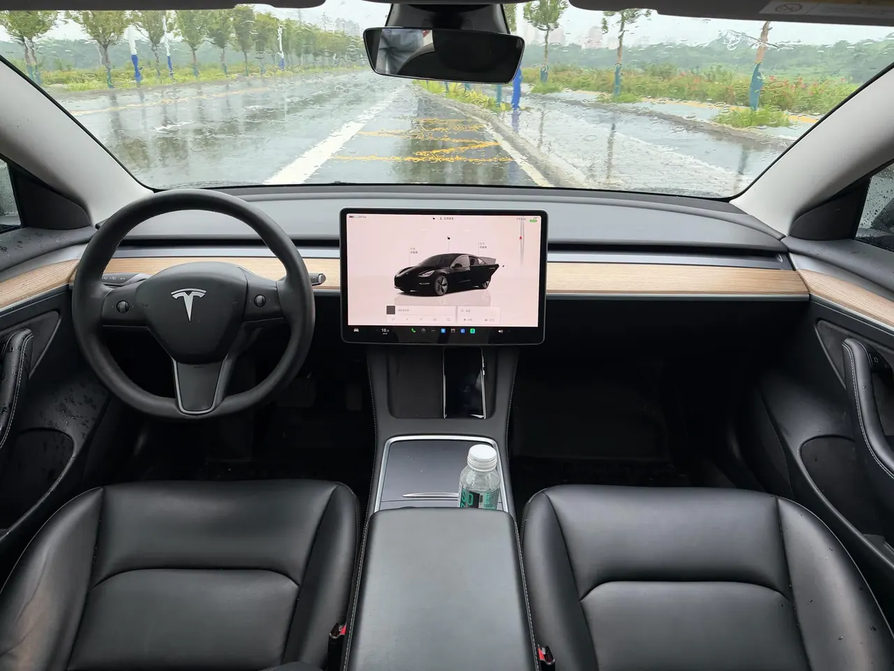 Tesla 2022 Model 3 rear-wheel drive version of automatic transmission 8