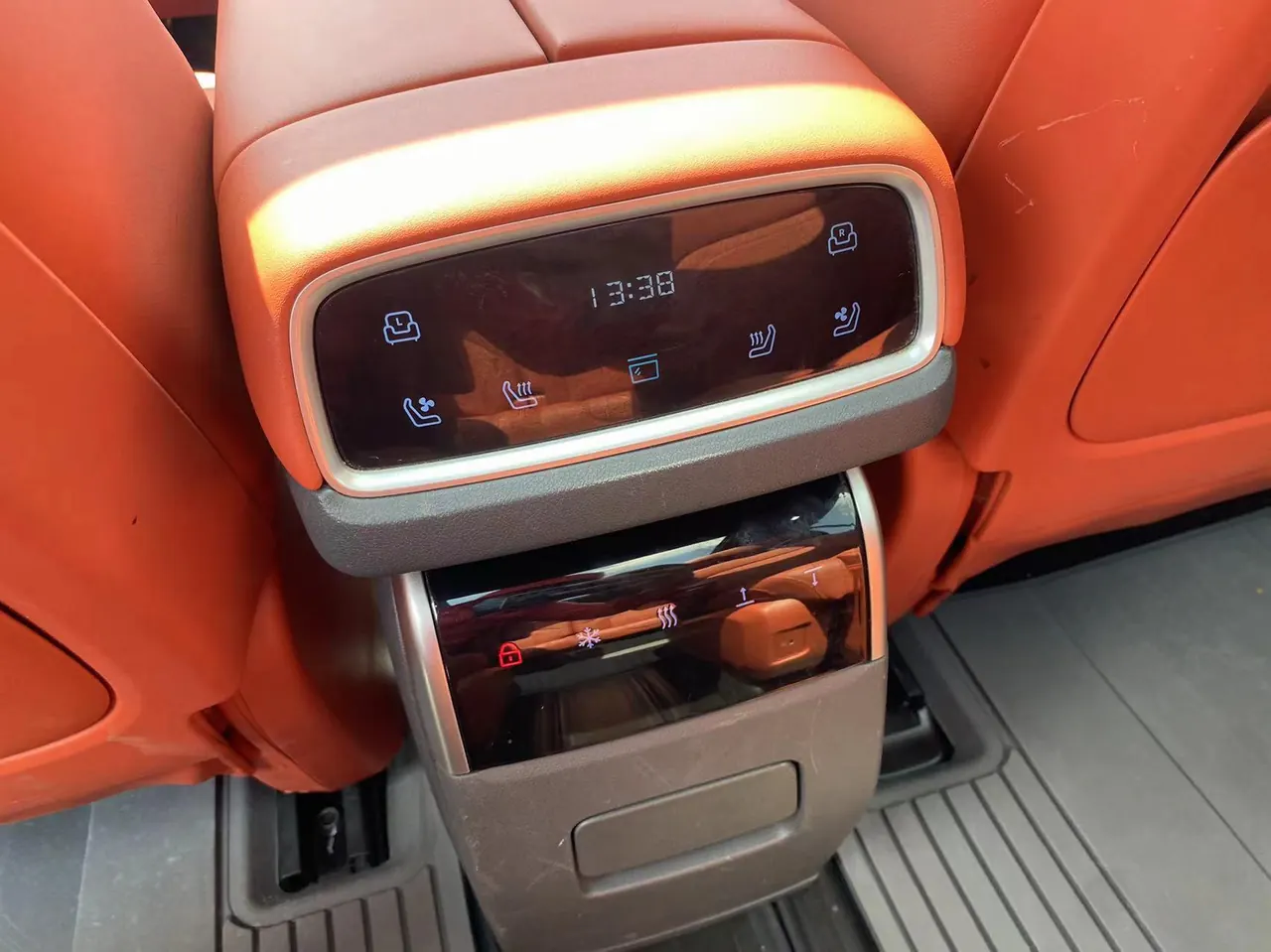 Yi Pai 2024 E π 008 210Max Range-extended Automatic Gear 13