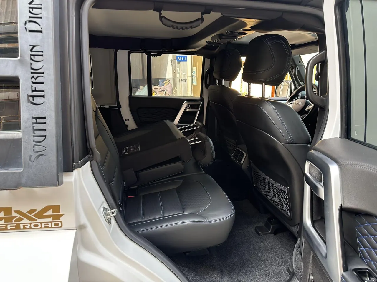 Beijing 2023 BJ40 2.0D Four-wheel Drive Blade Hero Edition Chivalrous Automatic Gear 10