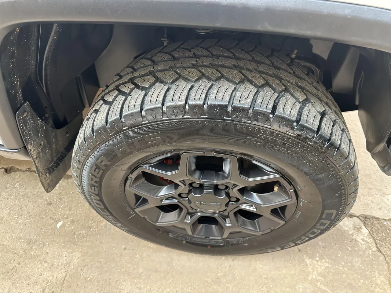 Beijing 2023 BJ40 2.0D Four-wheel Drive Blade Hero Edition Chivalrous Automatic Gear 13