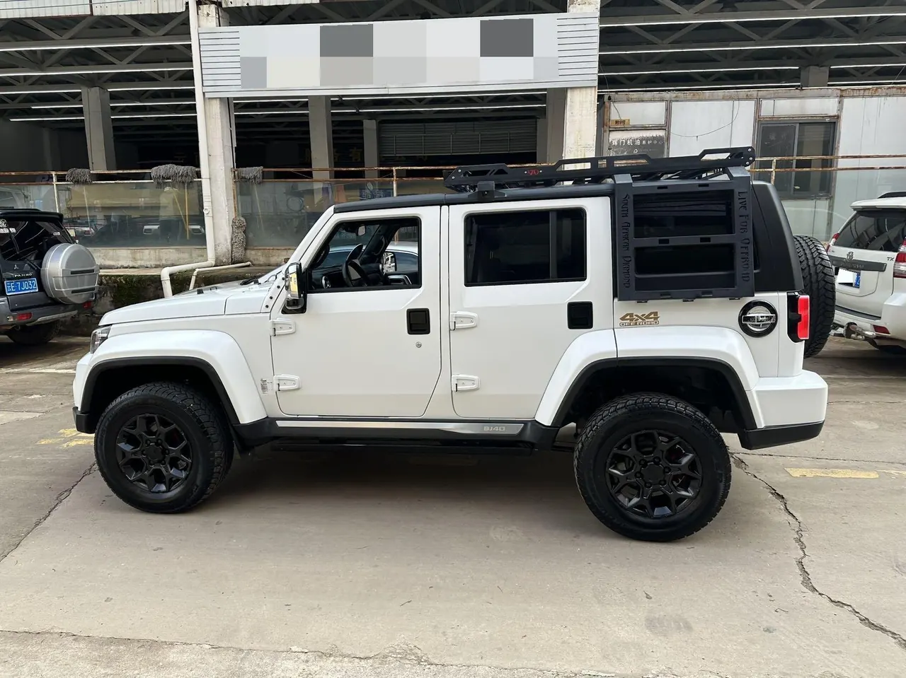 Beijing 2023 BJ40 2.0D Four-wheel Drive Blade Hero Edition Chivalrous Automatic Gear 7