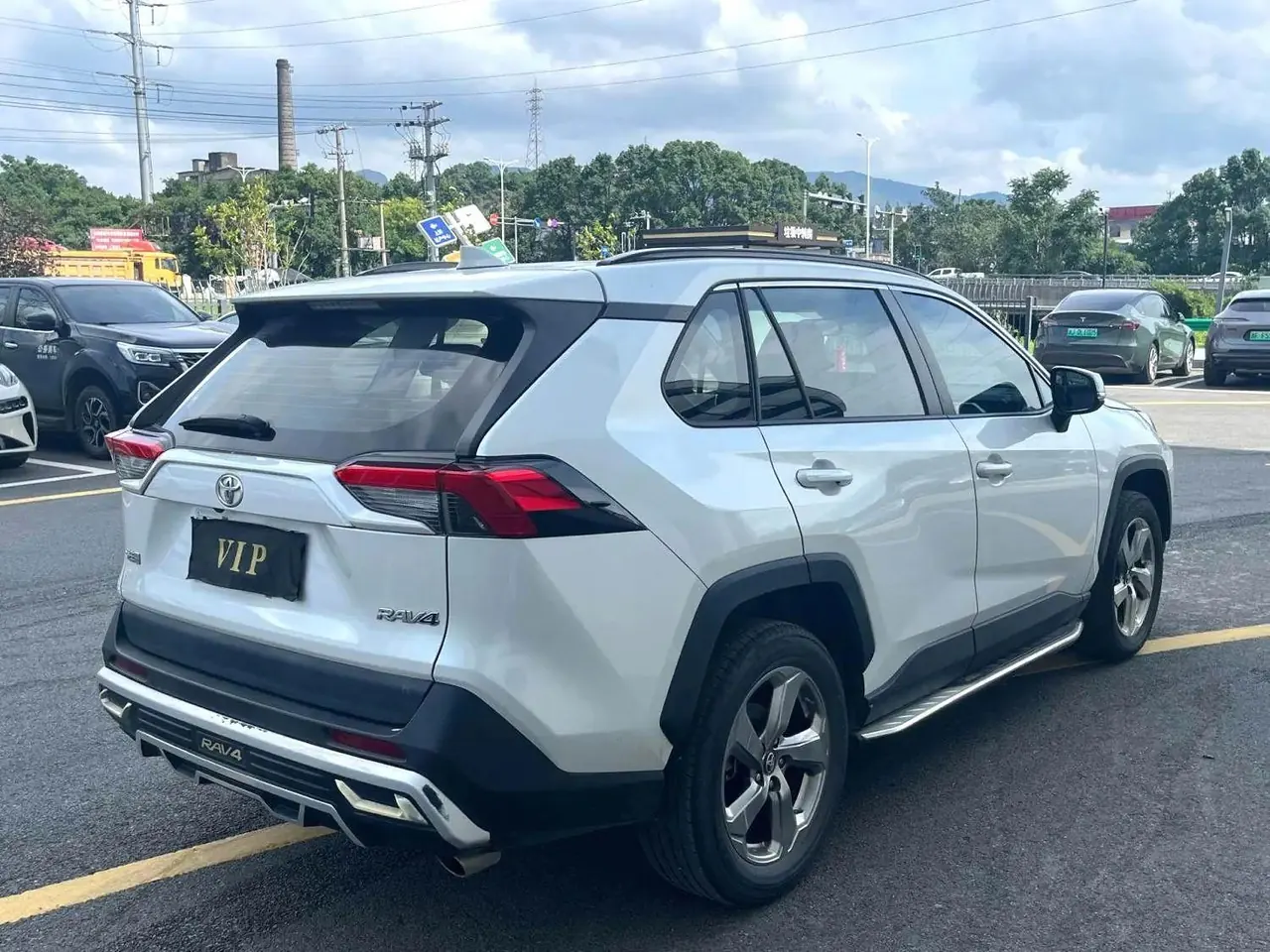 Toyota 2022 RAV4 Rongbo 2.0 Stepless Two-Drive Fashion Edition Automatic Gear 7