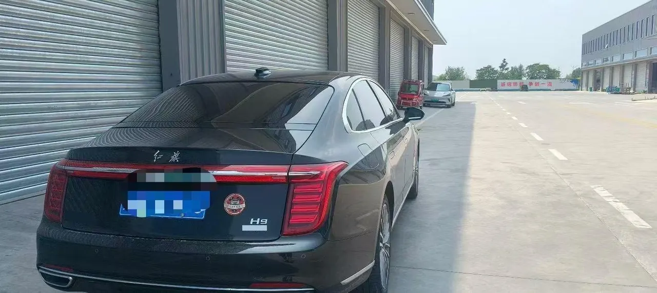 HongQi 2020 H9 48V 2.0T Zhilian Flag Edition Automatic Gear 3