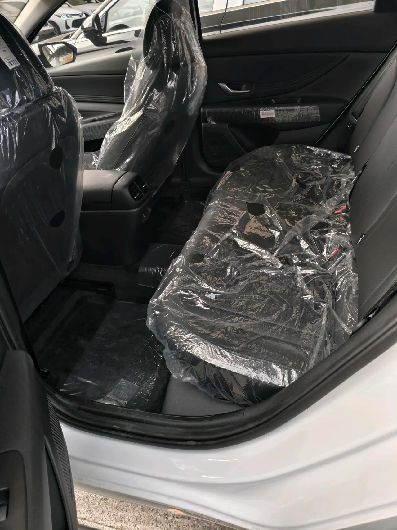 Hyundai 2026 Elantra -3-compartment 1.5 Stepless GLS Leading Edition Automatic Gear 4