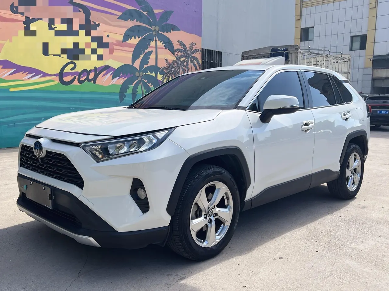 Toyota 2020 RAV4 Rongbo 2.0 Stepless Two-Drive Fashion Edition PLUS Automatic Gear - View 1