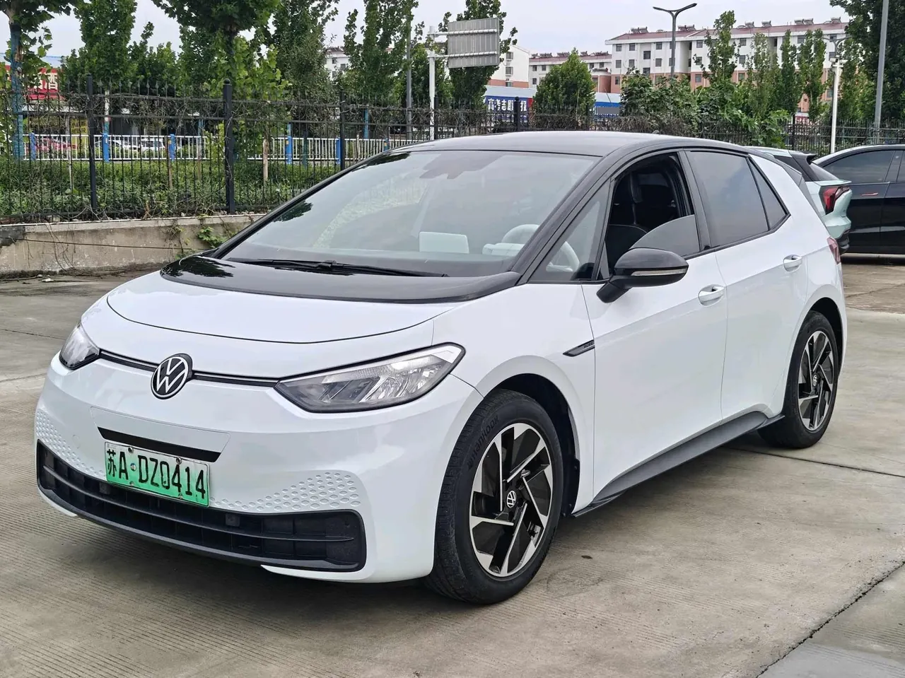 Volkswagen 2023 ID. 3 Upgraded Pure Smart Edition, Automatic Transmission - View 1