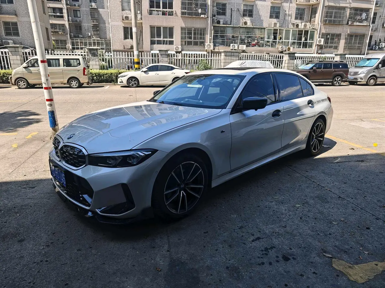 BMW 3 Series 2024 325Li 2.0T M Sports Obsidian Night Suit Automatic Gear - View 1