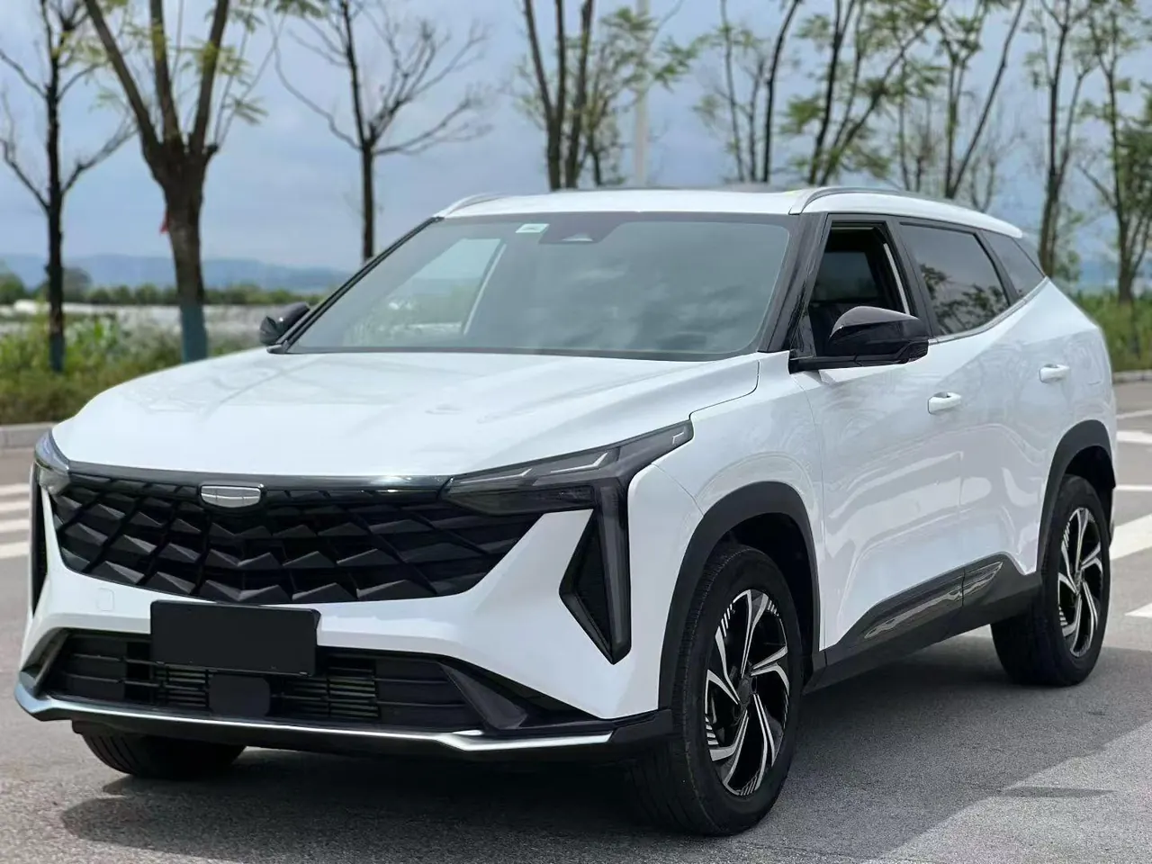 Geely 2024 Boyue 1.5TD Longteng Edition Automatic Gear - View 1
