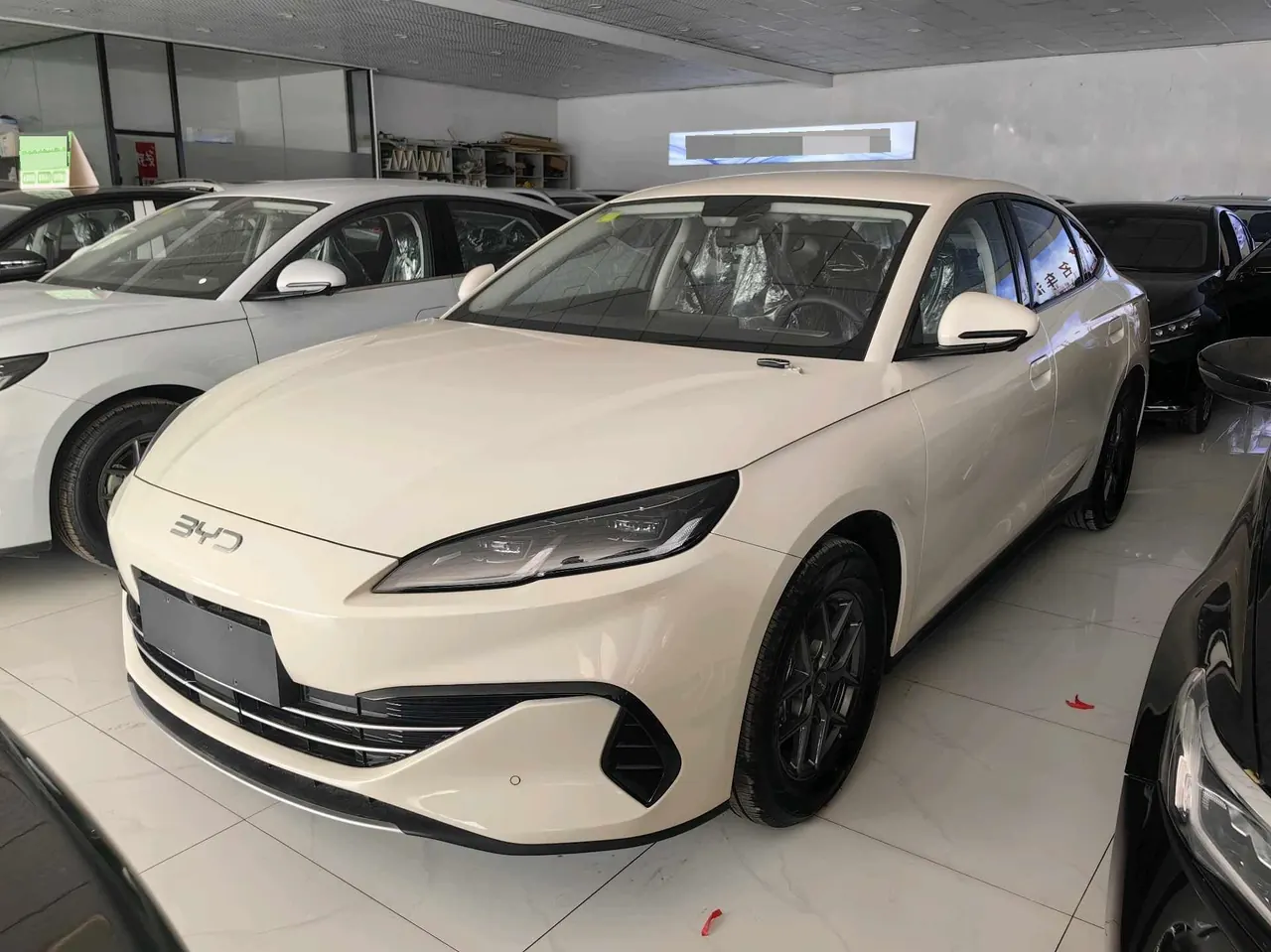 BYD 2026 Seal 06 DM-i 1.5 Stepless Super Edition 128KM Deluxe Edition Automatic Gear - View 1
