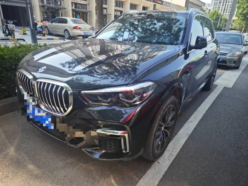 BMW 2022 X5 xDrive30Li 2.0T M sports suit automatic gear - View 1