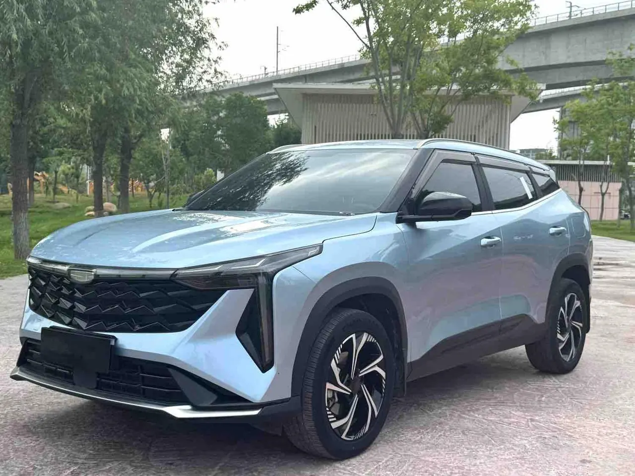 Geely 2023 Boyue COOL 1.5TD COOL Smart Auto - View 1