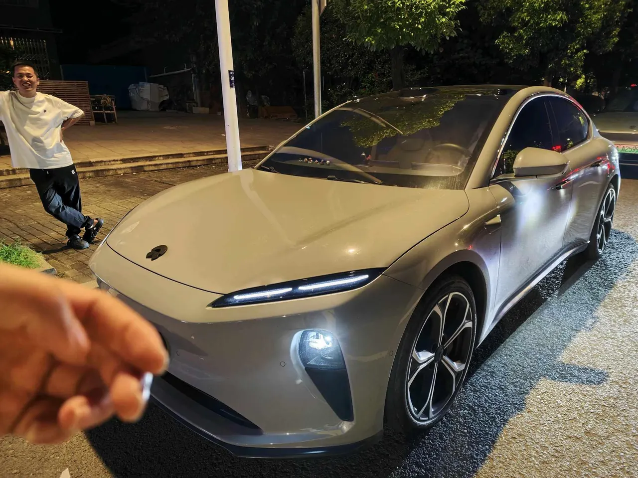 NIO 2022 ET5 75kWh automatic gear - View 1