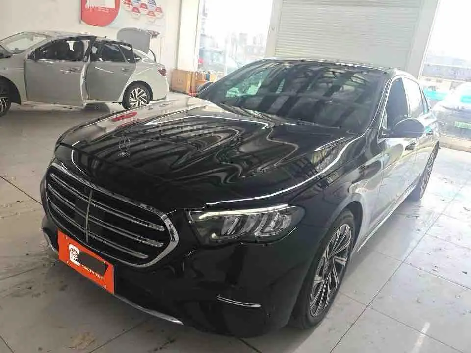 Mercedes Benz E Class 2024 E 300 L 48V 2.0T Luxury Automatic Gear - View 1