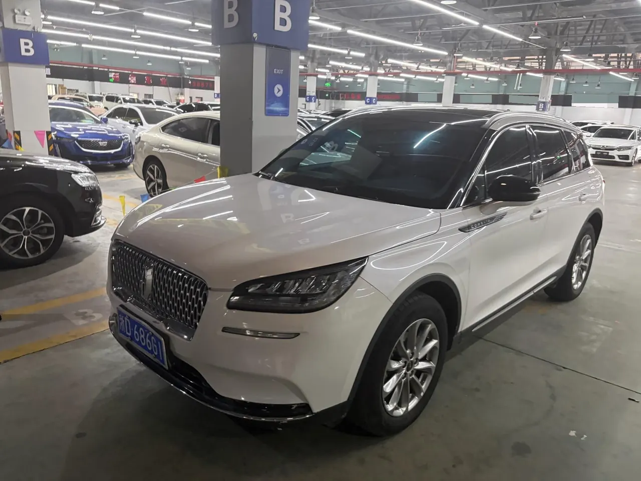 Lincoln 2021 adventurer 2.0T two-wheel drive exclusive edition automatic gear - View 1