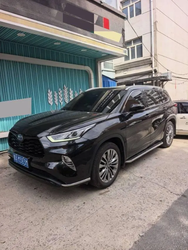 Toyota 2022 Highlander Dual Engine 2.5 Stepless Four-wheel Drive Premium Edition 7-seat Automatic Gear - View 1