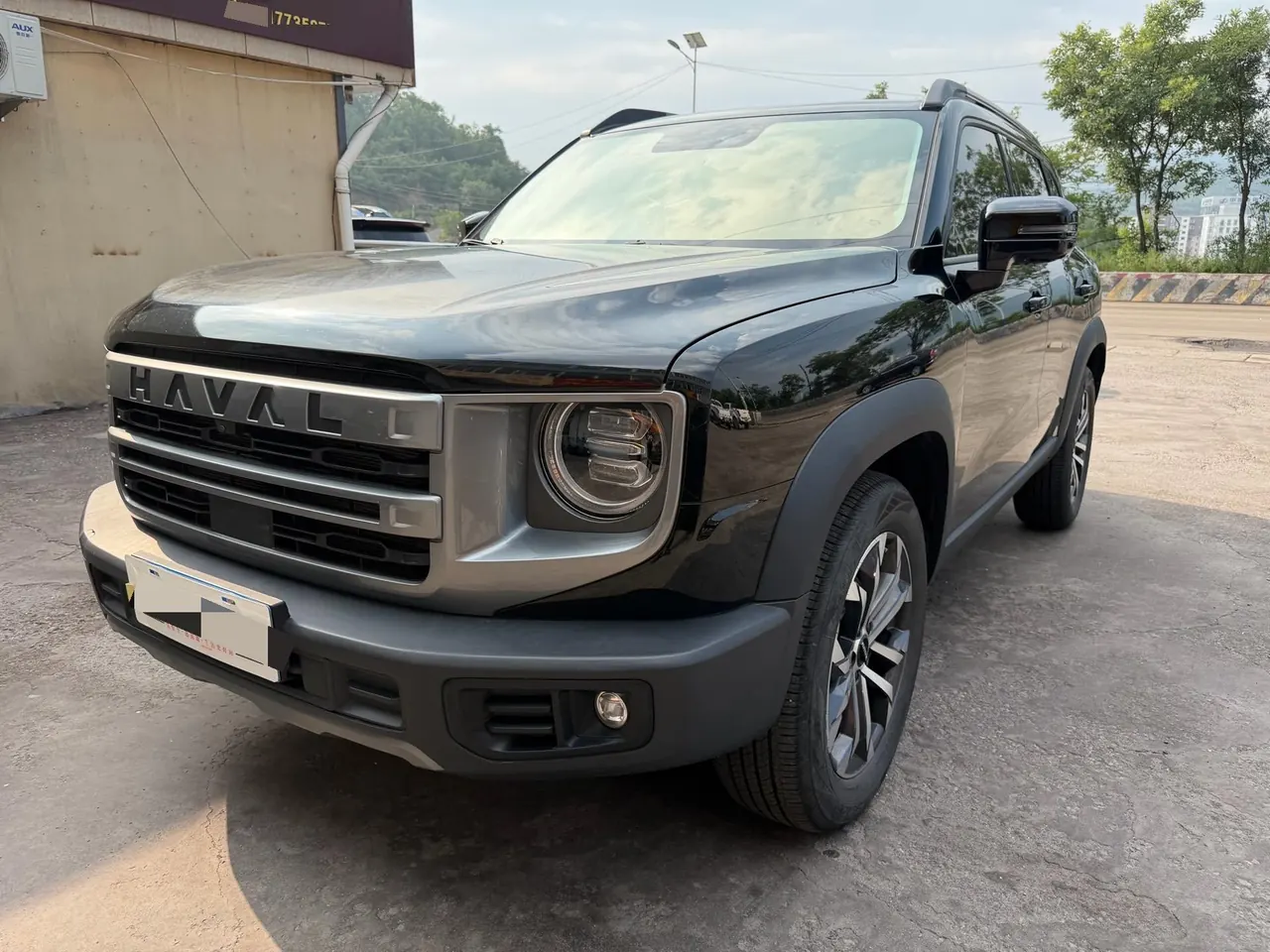 Haval 2024 big dog 1.5T Labrador version automatic gear - View 1