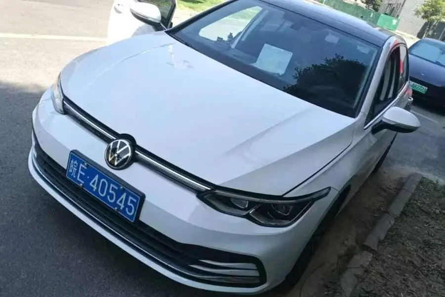 Volkswagen 2024 Golf 8 PRO 1.4TSI Master Edition Automatic Gear - View 1
