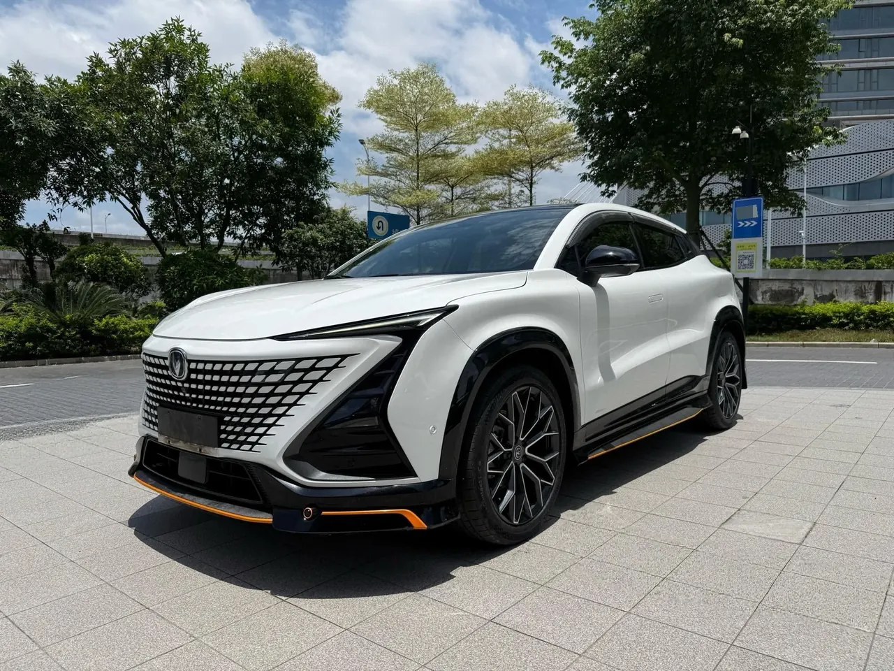 ChangAn 2022 UNI-T 1.5T Sports Flagship Automatic Gear - View 1