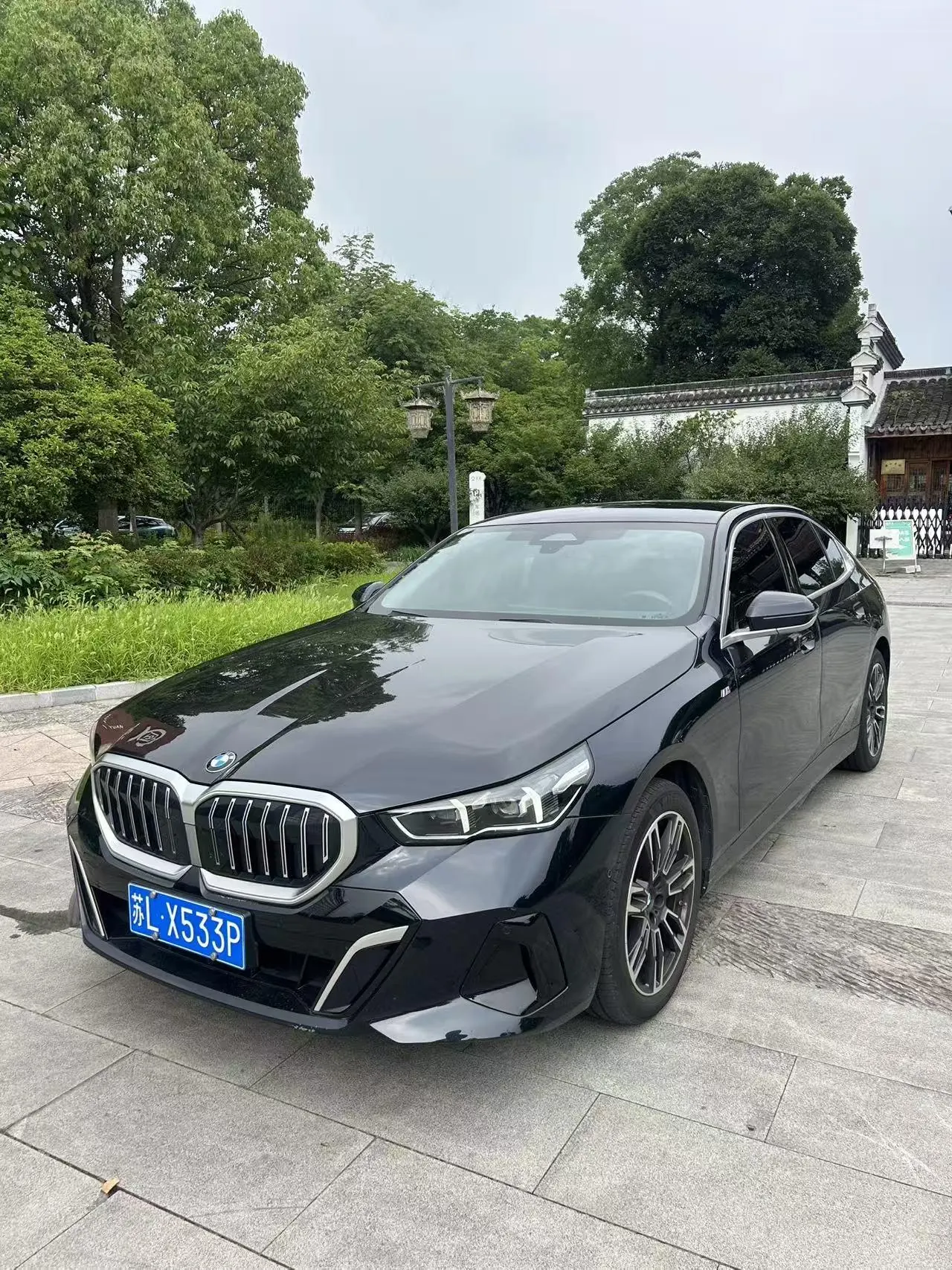 BMW 5 Series 2024 525Li 2.0T M Sports Suit Automatic Gear - View 1
