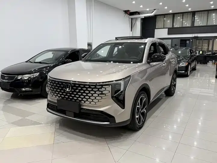 ChangAn CS55PLUS 2026 4th Generation New Blue Whale 1.5T Tianshu Honorable Model - View 1