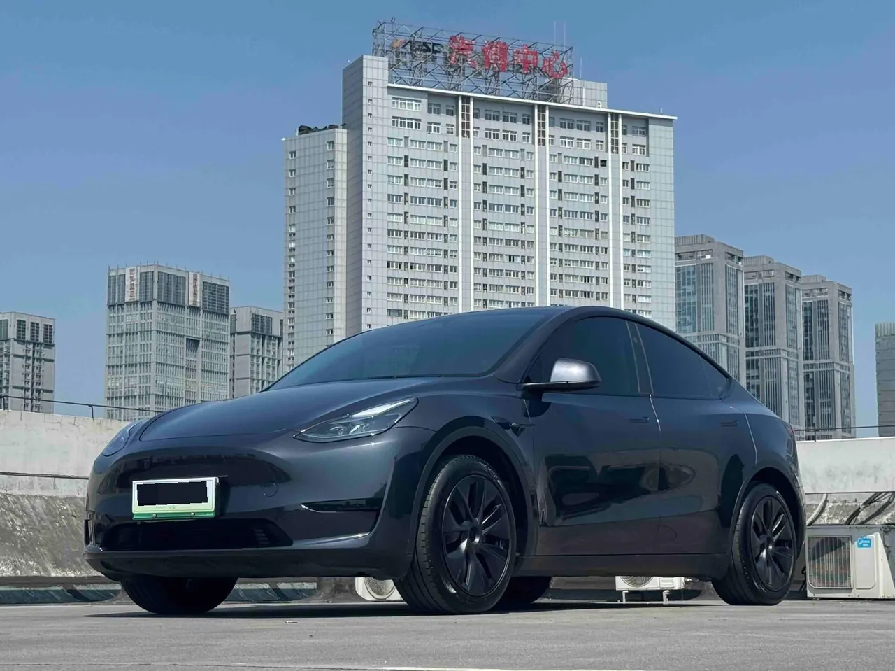 Tesla 2024 Model Y rear-wheel drive version automatic transmission - View 1