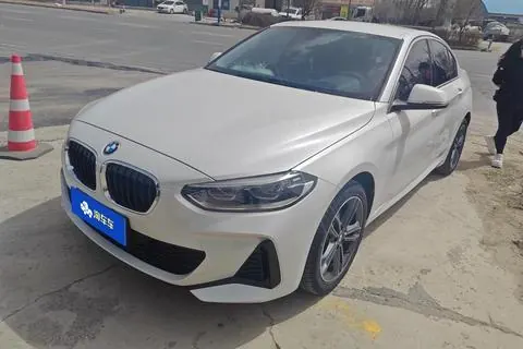 BMW 1 Series 2023 120i M Sports Edition - View 1