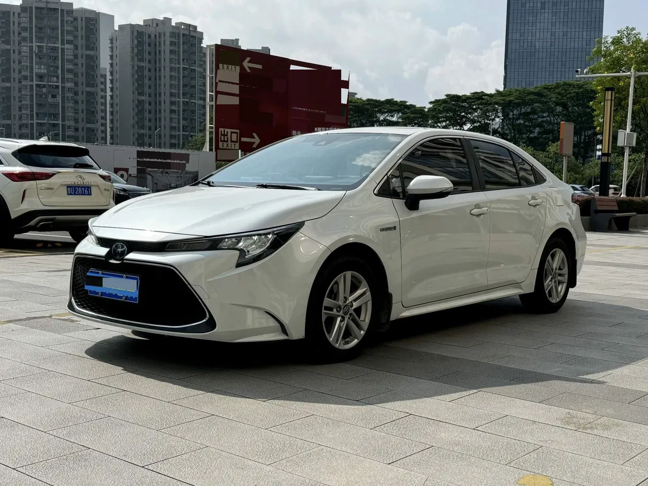 Toyota 2021 Lei Ling Shuangqing 1.8H Stepless Deluxe Edition Automatic Gear - View 1